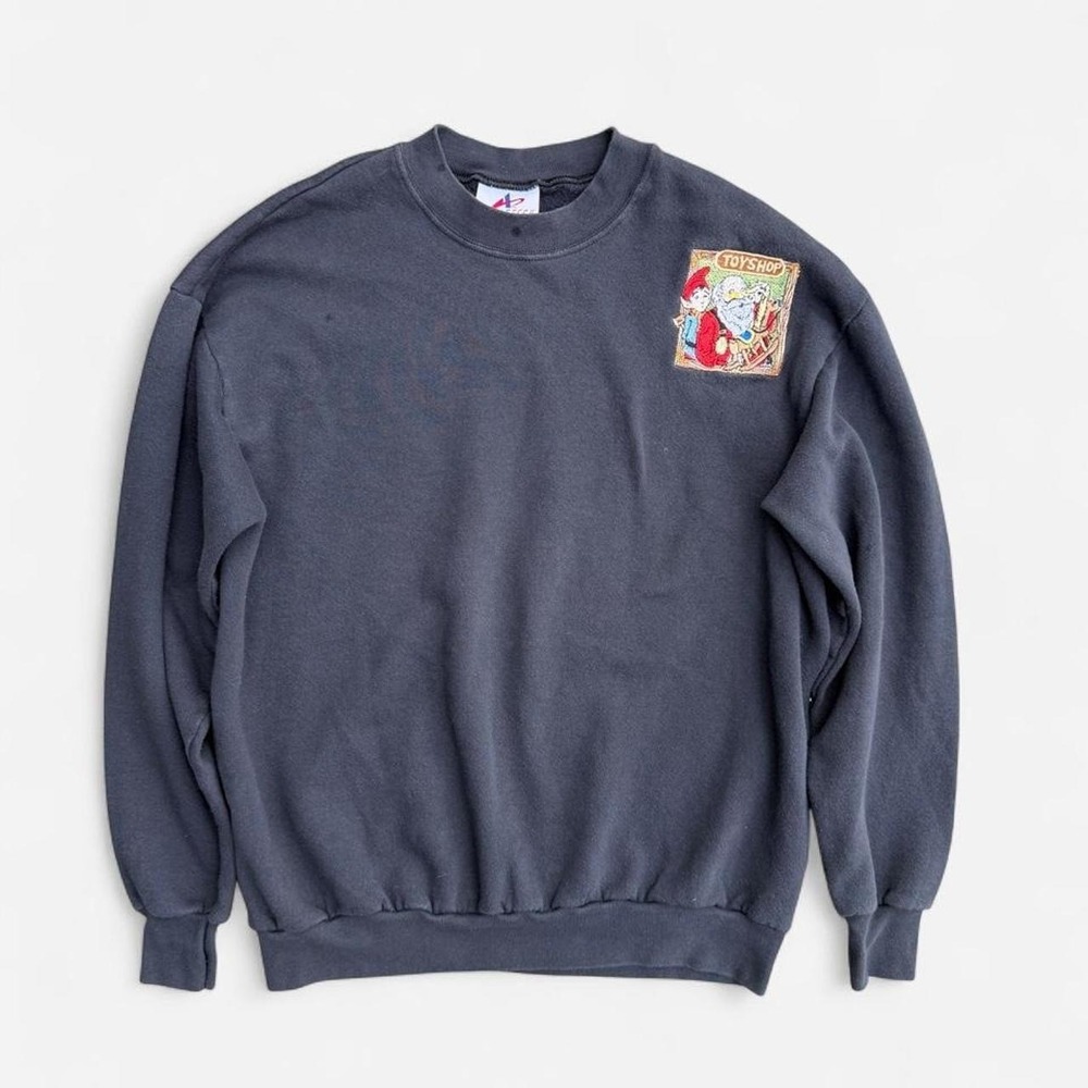 Vintage Christmas Santa Sweatshirt Dark Gray Crewneck